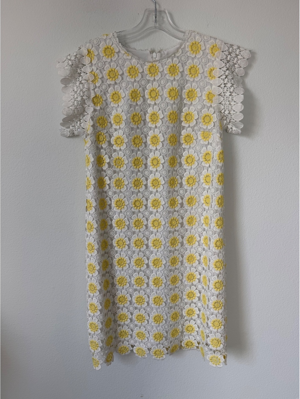 J.Crew Short Sleeve Round Neck White/Yellow Daisy Floral Lace Shift Dress Size 2